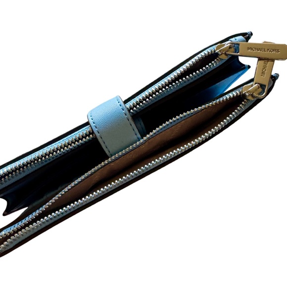 Michael Kors Silver Wristlet with Logo - Picture 14 of 15